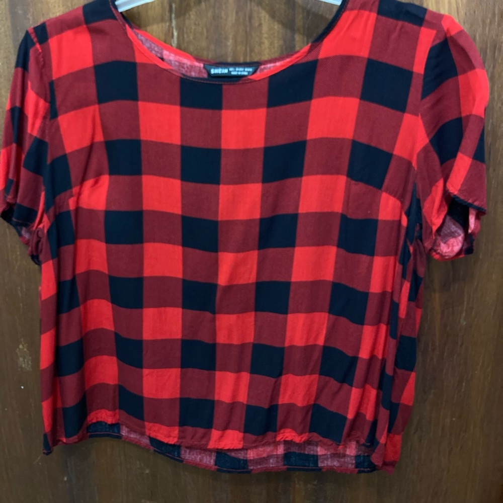 Top Red and Black